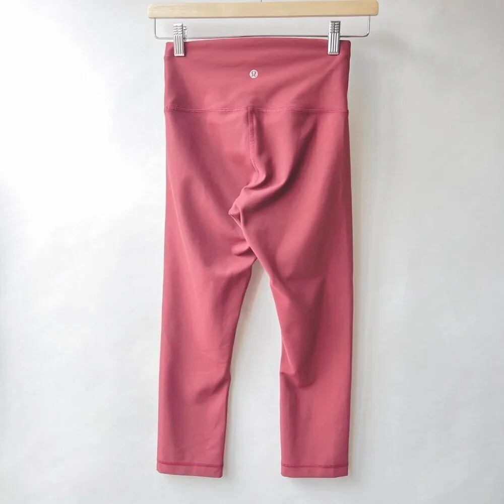 Lululemon Wunder Train Highrise crop leggings, Savannah red, Size 6 B159